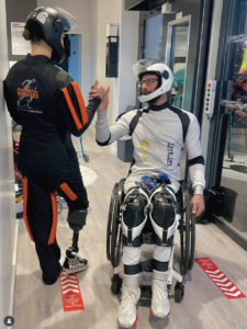 IPS - Juliette op prothese en Niko in rolstoel